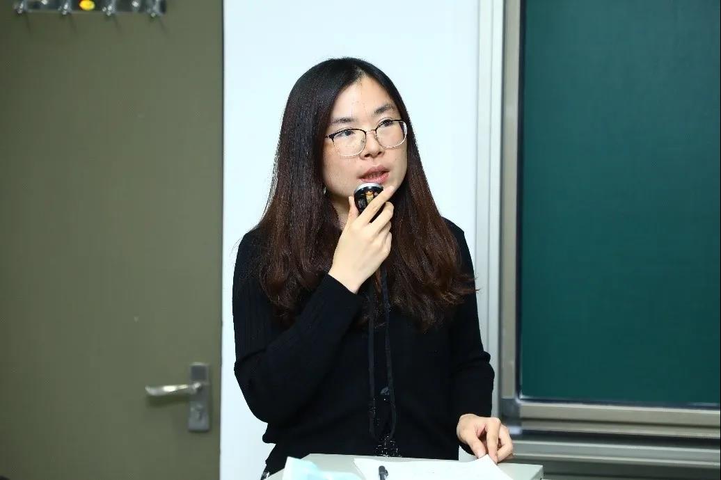 李丹.jpg